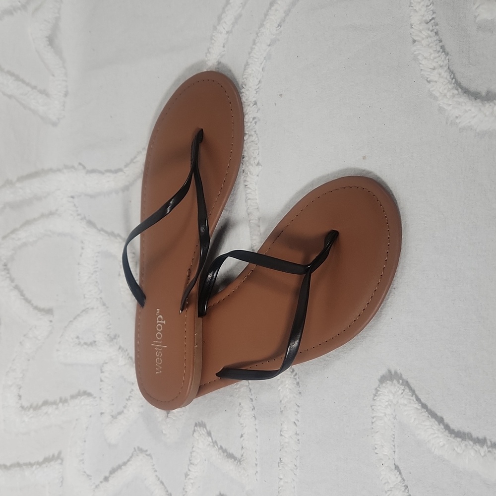 WEST LOOP Sandals